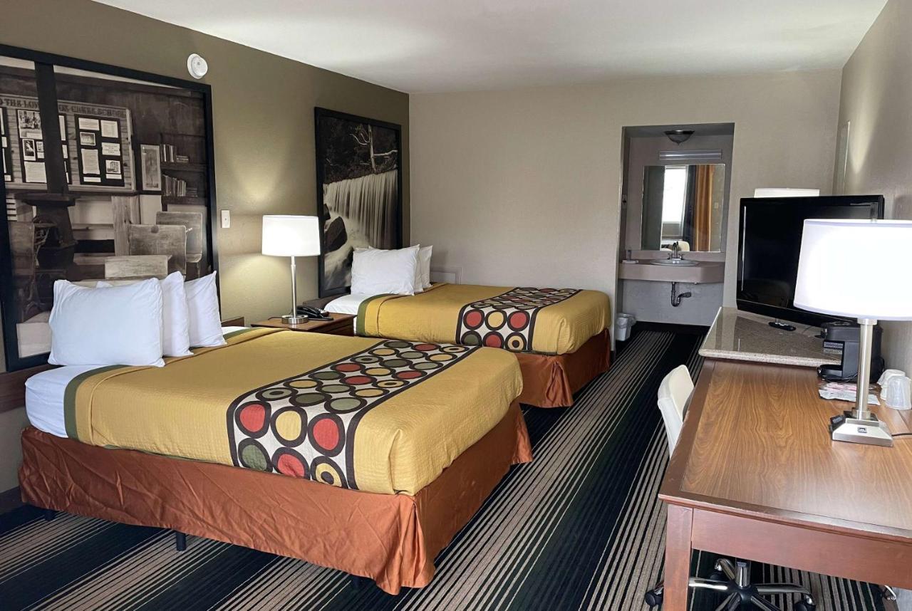Deluxe Inn & Suites Junction City Eksteriør bilde